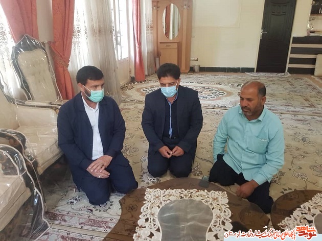 دیدار مدیرکل بنیاد شهید با خانواده شهدا و جانبازان شهرستان کوهدشت