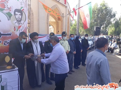 خداباوری ملت ایران و رزمندگان رمز پیروزی فتح خرمشهر بود
