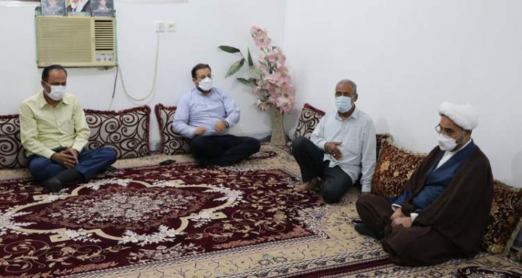 دیدار با ایثارگران موجب مباهات است دیدار با ایثارگران موجب مباهات است