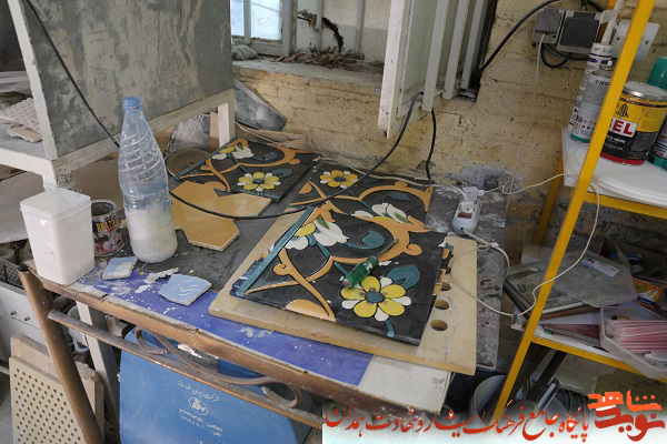 گزارش تصویری| ساخت دیوارنگاره سرامیکی شهدا گزارش تصویری| ساخت دیوارنگاره سرامیکی شهدا