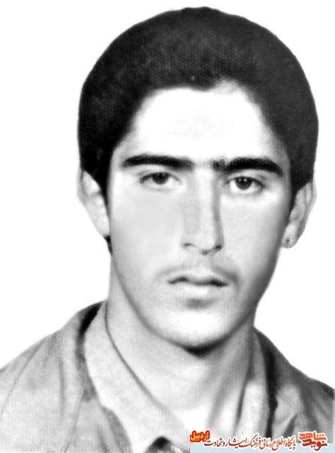 در سنگرها درسهایی می آموزم که هزار برابر ارزنده تر از کلاس علم و دانش است