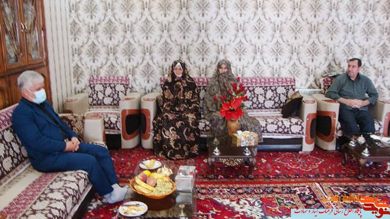 همسران شهدا الگوی استقامت و پایداری اند