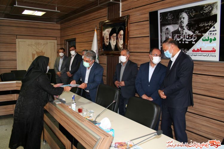 یکی از برکات انقلاب اسلامی، پیوند عمیق دولت با ملت است