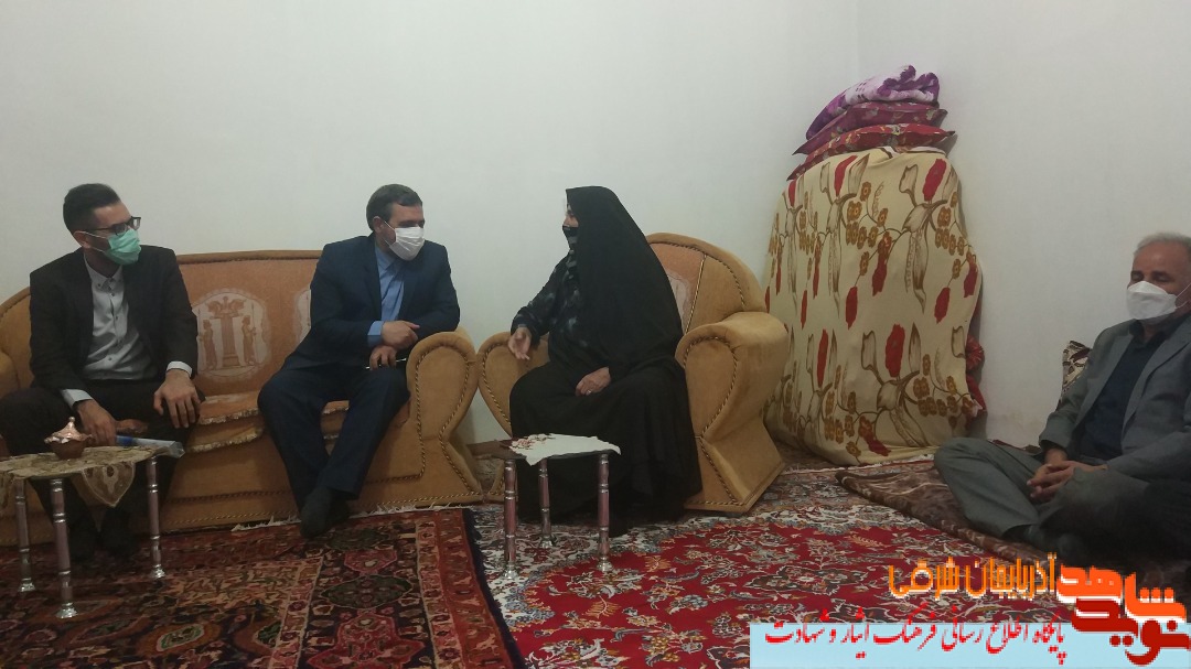 شهدا و ایثارگران با استقامت نقشه های دشمنان را خنثی کردند
