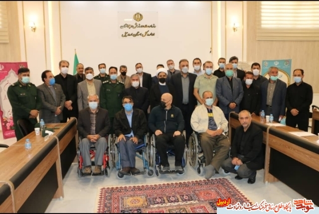 به مناسبت گرامیداشت هفته دفاع مقدس مراسم تجلیل از ورزشکاران جانباز دراستان اردبیل  برگزار شد