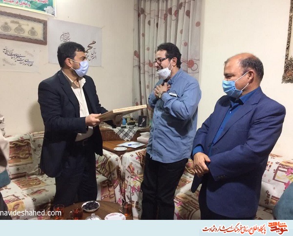 دیدار با خانواده معظم شهدا، ادای دین به شهدای والامقام است