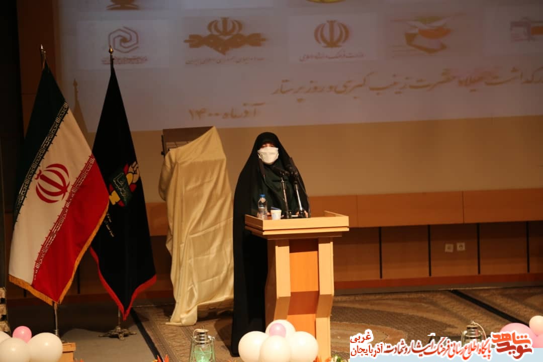 گزارش تصویری/ همایش پیام آوران عاشورا مناسبت بزرگداشت میلاد با سعادت حضرت زینب (س) برگزار شد