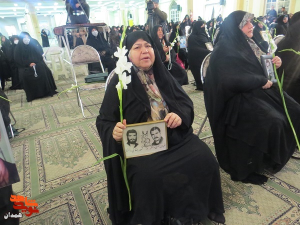 گزارش تصویری| تجلیل از مادران شهدا (۱) گزارش تصویری| تجلیل از مادران شهدا (۱)