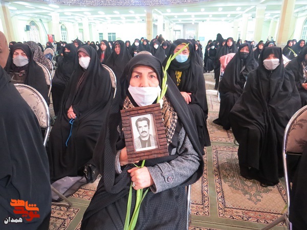 گزارش تصویری| تجلیل از مادران شهدا (۱) گزارش تصویری| تجلیل از مادران شهدا (۱)