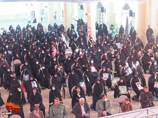گزارش تصویری| تجلیل از مادران شهدا (۲) گزارش تصویری| تجلیل از مادران شهدا (۲)
