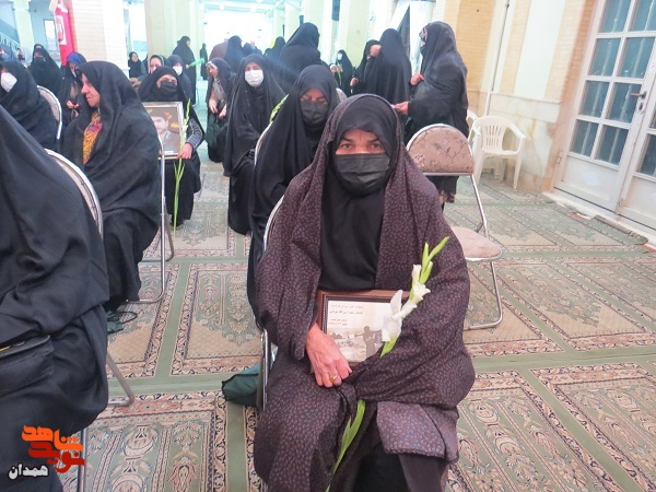 گزارش تصویری| تجلیل از مادران شهدا (۲) گزارش تصویری| تجلیل از مادران شهدا (۲)