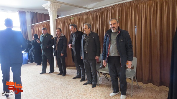 گزارش تصویری| میهمانی لالهها به مناسبت دهه فجر گزارش تصویری| میهمانی لالهها به مناسبت دهه فجر