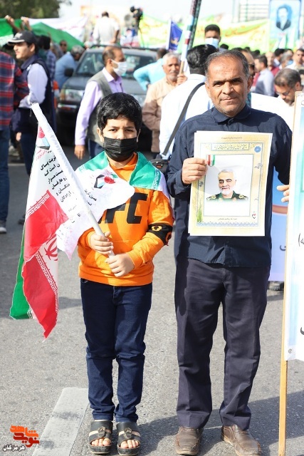 حضور پرشور ایثارگران و کارکنان بنیاد شهید و امور ایثارگران استان هرمزگان در راهپیمایی 22 بهمن حضور پرشور ایثارگران و کارکنان بنیاد شهید و امور ایثارگران استان هرمزگان در راهپیمایی 22 بهمن