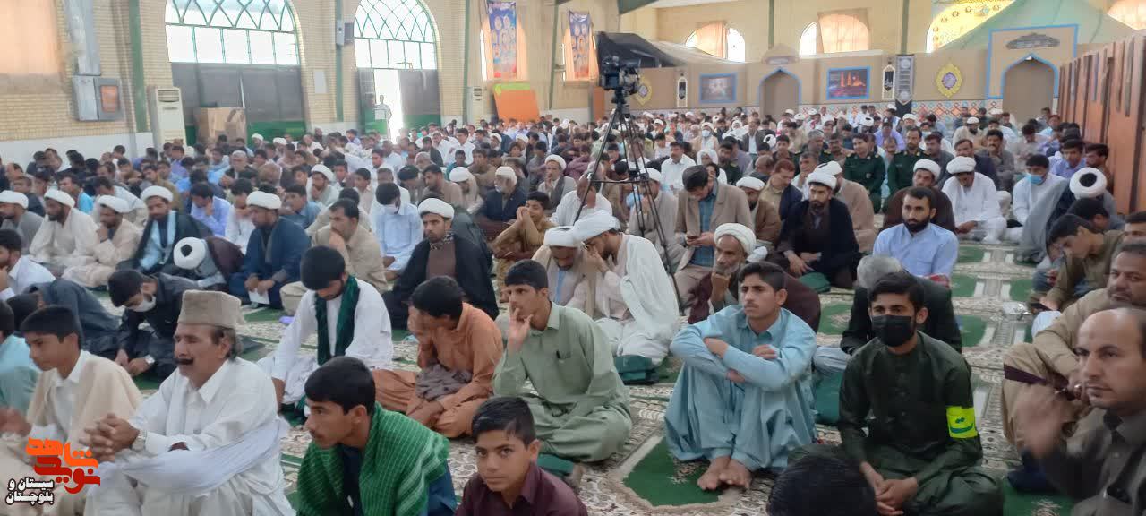شهدا انسان های هنرمندی هستند که به بالاترین سطح انتخاب درست رسیده اند