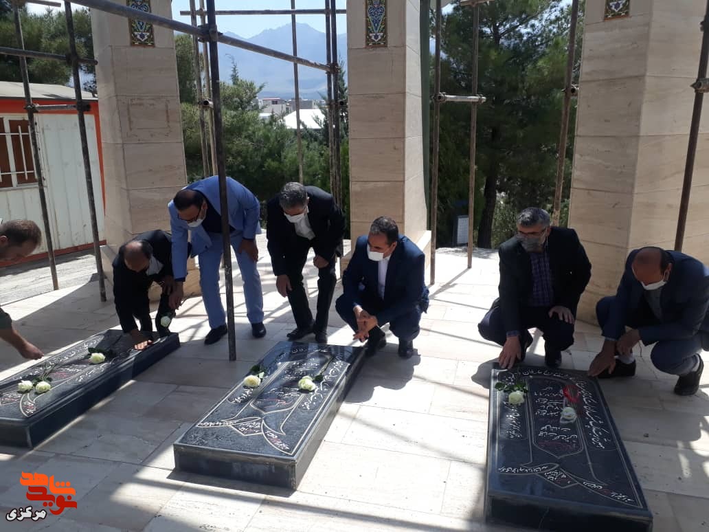 شهدا گنجینه های انقلاب هستند شهدا گنجینه های انقلاب هستند