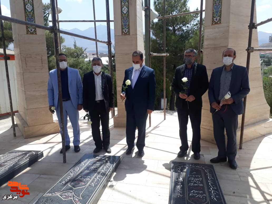 شهدا گنجینه های انقلاب هستند شهدا گنجینه های انقلاب هستند