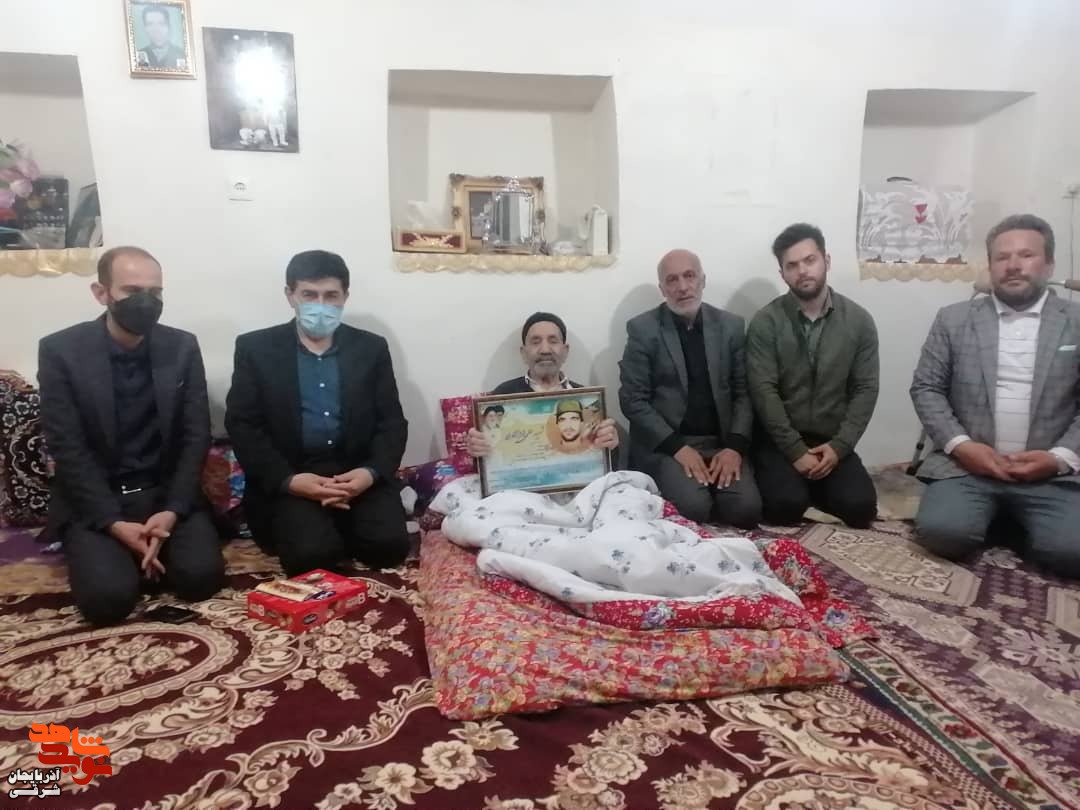 والدین معظم شهدا مصداق صبر وبردباری است