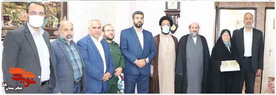 گفتگو با خانواده شهید سفیدیان در شبکه افق