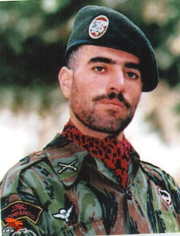 مادر بنشین و ببین شهدا همه زنده هستند! مادر بنشین و ببین شهدا همه زنده هستند!