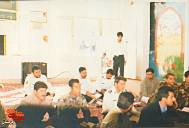 شهید «عبدالرضا احمدی پور» در قاب تصویر شهید «عبدالرضا احمدی پور» در قاب تصویر