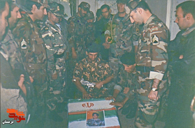 شهید «عبدالرضا احمدی پور» در قاب تصویر شهید «عبدالرضا احمدی پور» در قاب تصویر