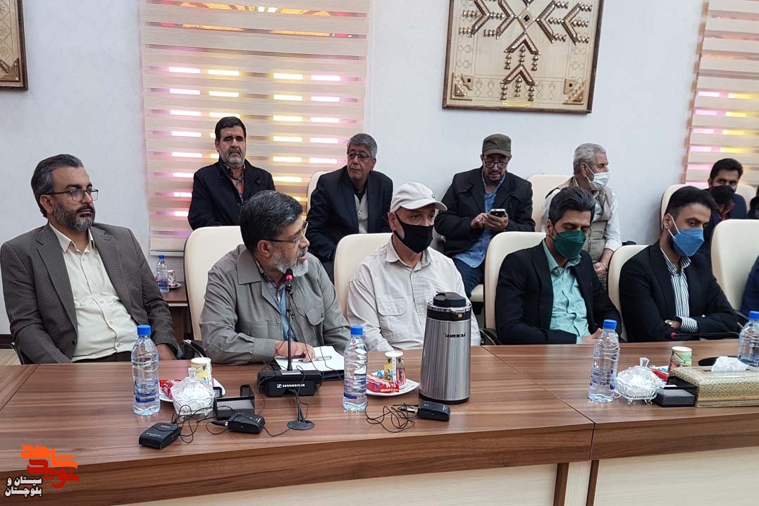 نشست قاضی‌زاده هاشمی با نخبگان شاهد و ایثارگر سیستان و بلوچستان/ جامعه ایثارگری مانند گذشته می‌تواند کارگشایی کرده و شرایط را متحول کند/ مشکل اشتغال ایثارگران با توانمندسازی و سرمایه‌گذاری در حوزه‌های دانش‌بنیان کاهش می‌یابد