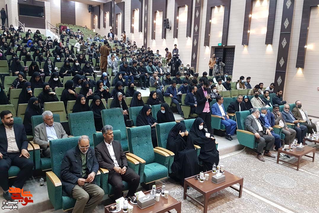 حضور قاضی‌زاده هاشمی در «کرسی آزاداندیشی» دانشجویان سیستان و بلوچستان/ بر اساس مستندات در عربستان 20 درصد از فروش نفت به جیب برخی شاهزاده‌ها می‌رود/صف اعتراض از اغتشاش جدا است