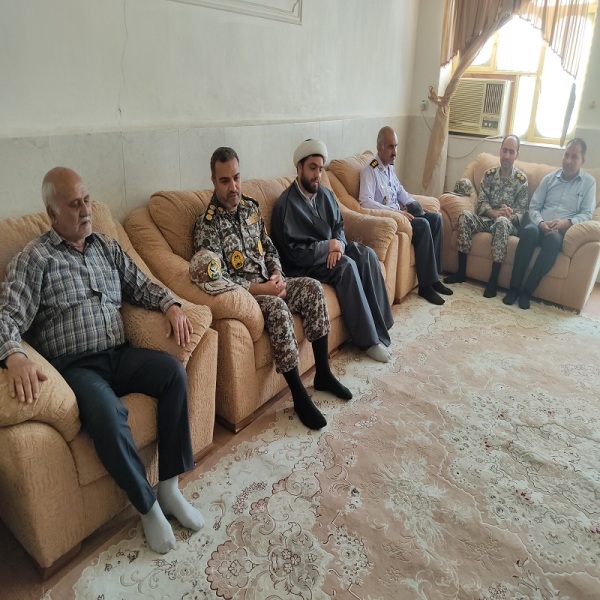دیدار و سرکشی از منزل پدر شهید امدادگر «علی کمالزاده» دیدار و سرکشی از منزل پدر شهید امدادگر «علی کمالزاده»