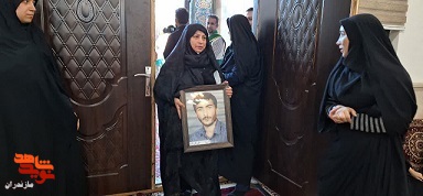 گزارش تصویری/ آیین تجلیل از مادران و همسران شهدا در شهرستان محمودآباد برگزار شد