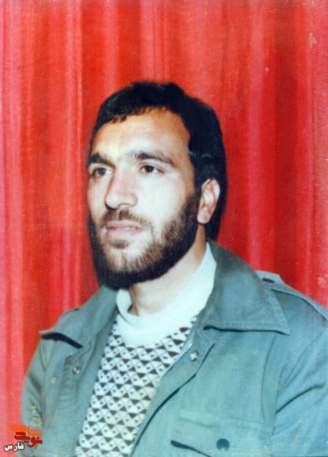 کفر و نفاق‌ را ريشه كن‌ كنید