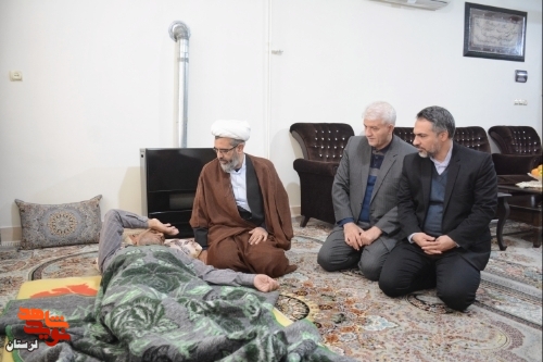 گزارش تصویری/دیدار مدیرکل بنیاد شهید لرستان با جمعی از خانواده شهدا و ایثارگران