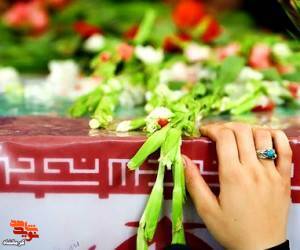 همیشه منتظر برگشتنت بودم همیشه منتظر برگشتنت بودم