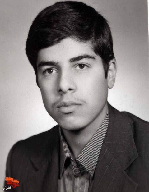 باید ضرورت انقلاب را درک کرد باید ضرورت انقلاب را درک کرد