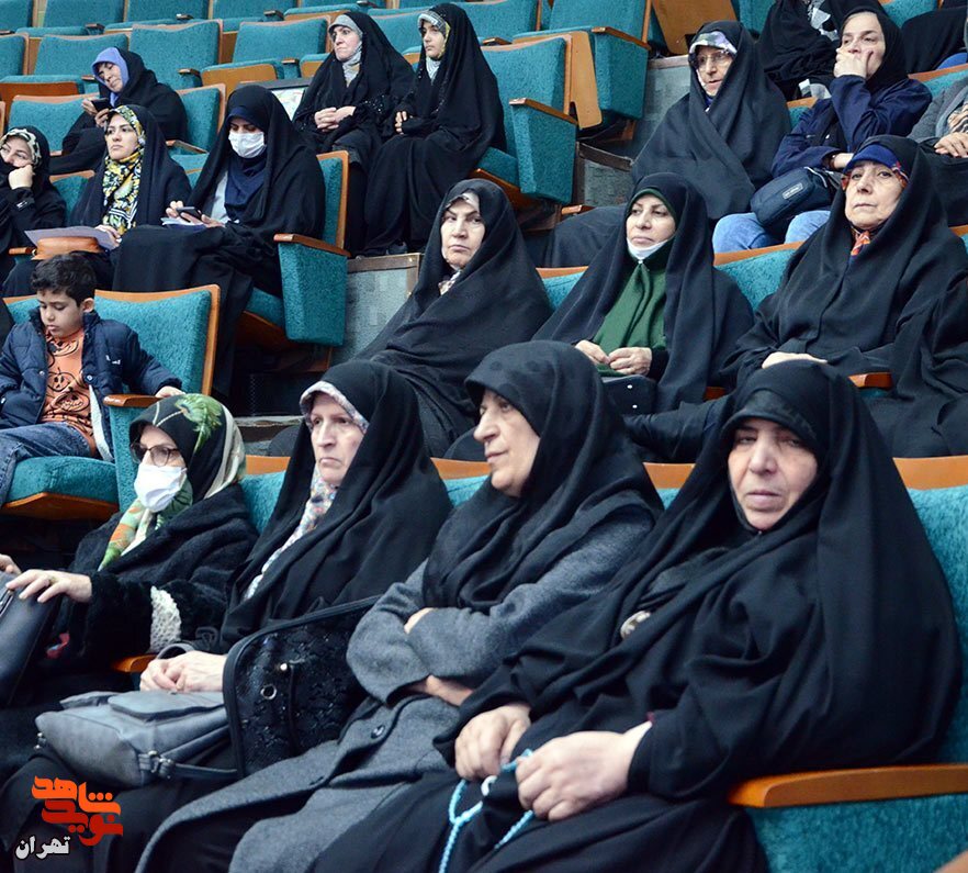 برگزاری محفل قرآنی سورههای سرخ برگزاری محفل قرآنی سورههای سرخ