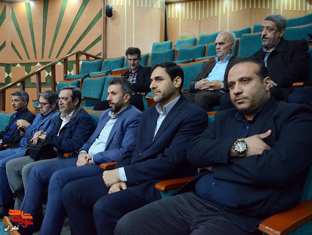 برگزاری محفل قرآنی سورههای سرخ برگزاری محفل قرآنی سورههای سرخ