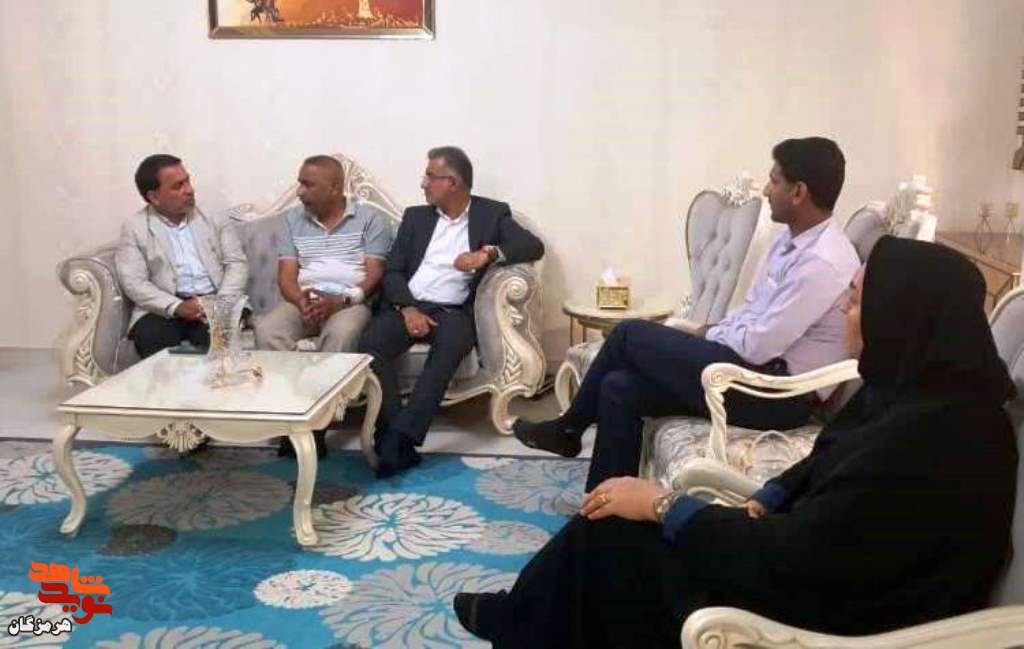 دیدار و تجلیل از جانباز 45 درصد «جواد قاهری» دیدار و تجلیل از جانباز 45 درصد «جواد قاهری»