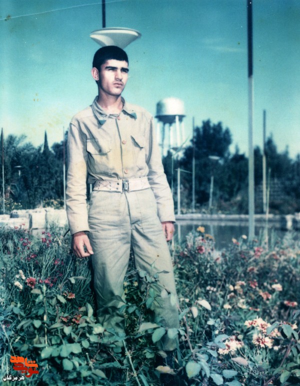 میدانهای نبرد حق علیه باطل را گرم نگهدارید میدانهای نبرد حق علیه باطل را گرم نگهدارید