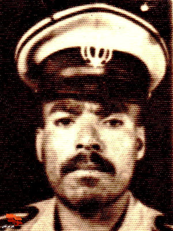 بریدهای از زندگی شهید «عباس حسنزادهه» بریدهای از زندگی شهید «عباس حسنزادهه»