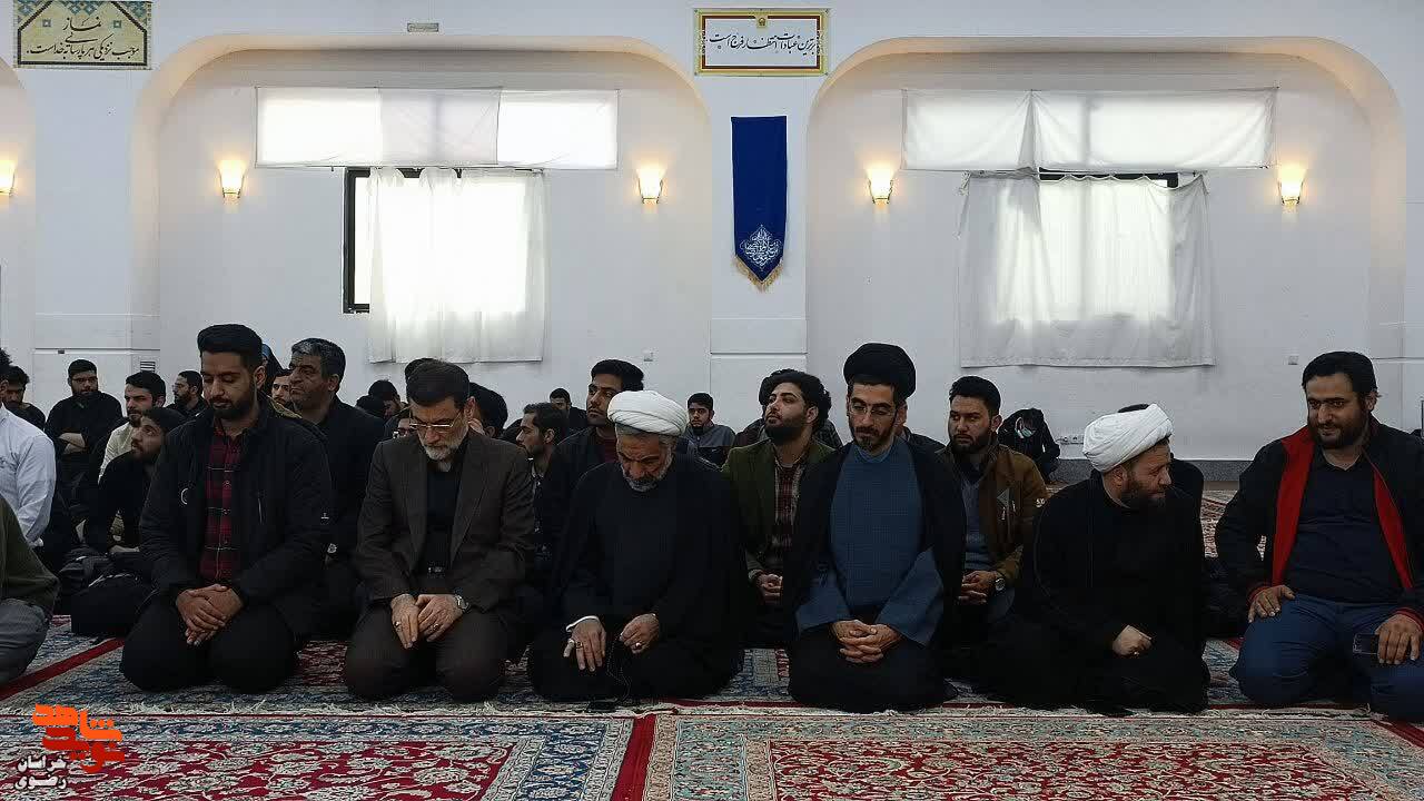 دانشجو جرات و جسارت پرداختن به موضوعات جامعه را دارد