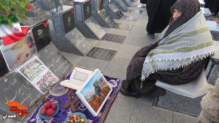 گزارش تصویری| سال تحویل در جوار شهدا گزارش تصویری| سال تحویل در جوار شهدا