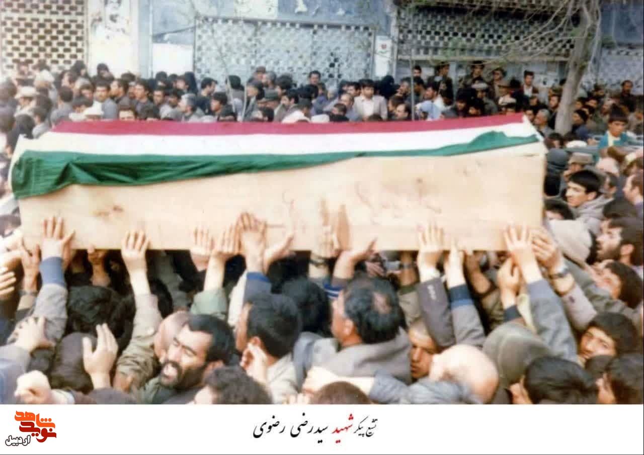 شهادت در آغوش برادر شهادت در آغوش برادر