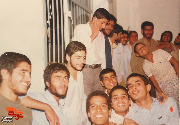 شهید«ولی الله علی خانی» در قاب تصاویر شهید«ولی الله علی خانی» در قاب تصاویر