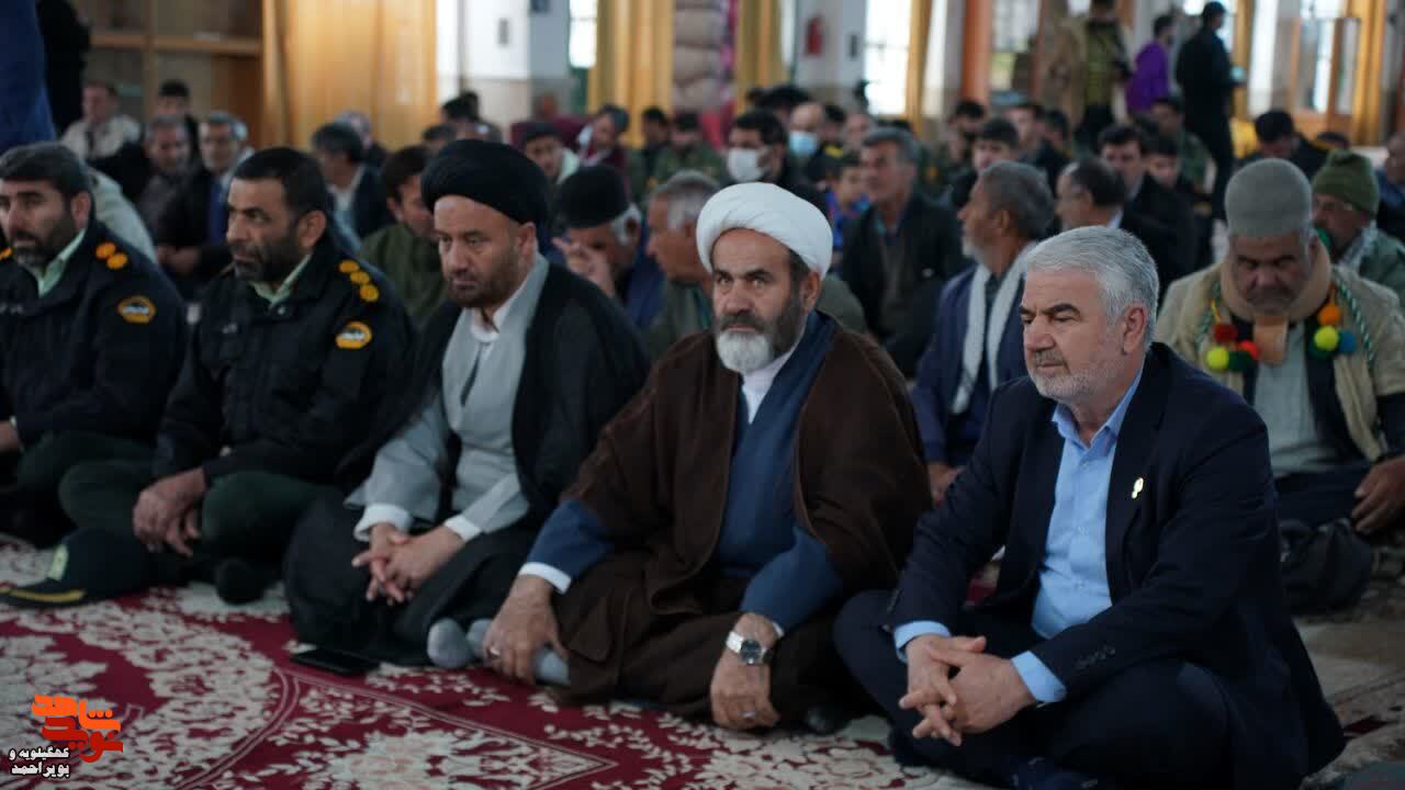 برگزاری مراسم میهمانی لاله ها و عطر افشانی قبور شهدا در یاسوج برگزاری مراسم میهمانی لاله ها و عطر افشانی قبور شهدا در یاسوج