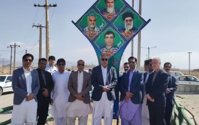 بزرگداشت مقام شهدا در شهرستان تفتان بزرگداشت مقام شهدا در شهرستان تفتان