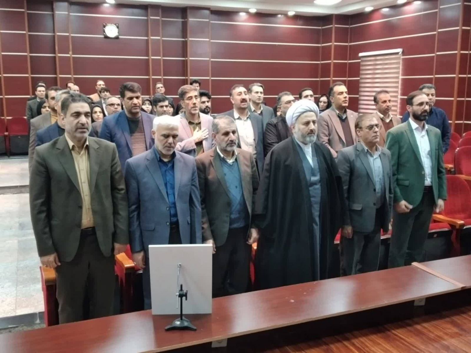 ترویج عدالت در جامعه، حرکت در مسیر شهداست ترویج عدالت در جامعه، حرکت در مسیر شهداست