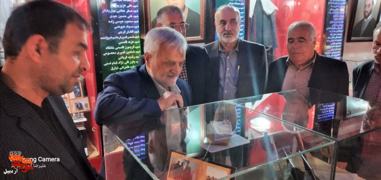 بازدید اعضای مجمع ولایی رزمندگان، جانبازان و ایثارگران استان از موزه شهدای اردبیل