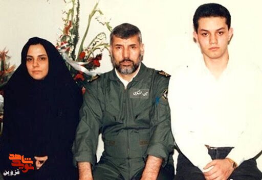 حسین قهرمانه! حسین قهرمانه!