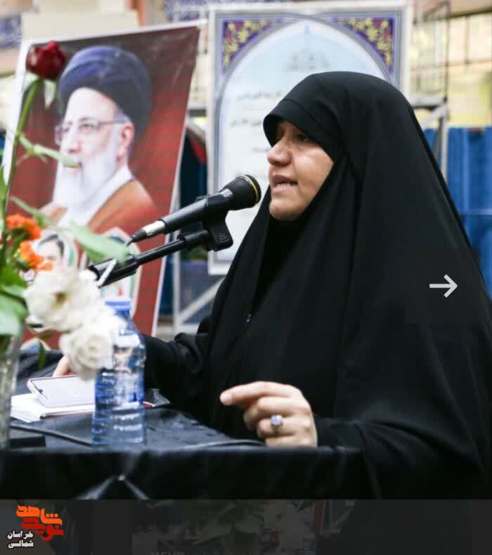 اجتماع بزرگ تبیینی بانوان بجنوردی در بزرگداشت شهدای خدمت اجتماع بزرگ تبیینی بانوان بجنوردی در بزرگداشت شهدای خدمت