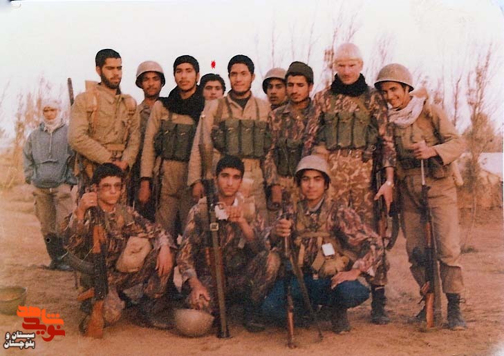 شهید«علیرضا برازنده» در قاب تصاویر شهید«علیرضا برازنده» در قاب تصاویر