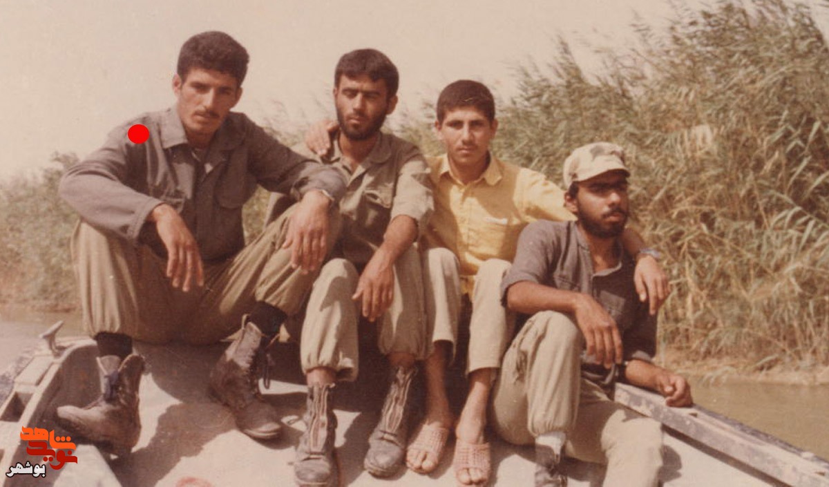 شهید«اسدالله بهادری»در آلبوم خاطرات شهید«اسدالله بهادری»در آلبوم خاطرات